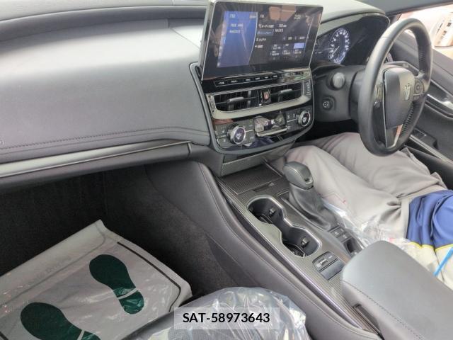 Toyota CROWN HYBRID 2021-02 8856253-2