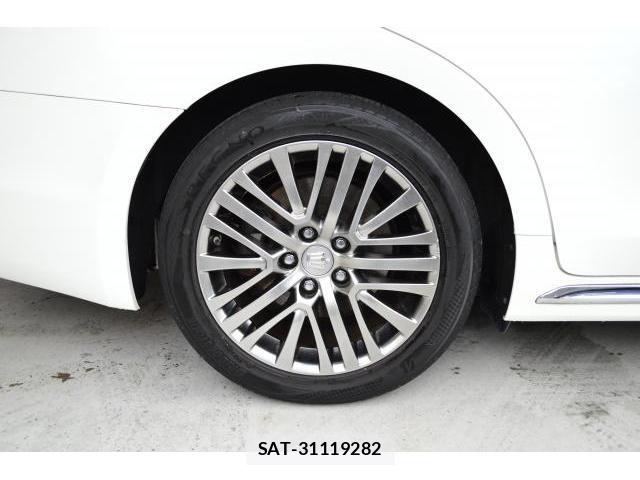 Toyota CROWN MAJESTA 2017-07 8854465-8