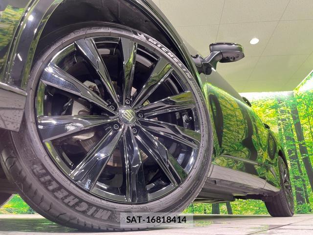 Toyota CROWN 2023-12 8853830-12