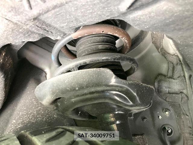 Toyota CROWN 2025-02 8853989-19