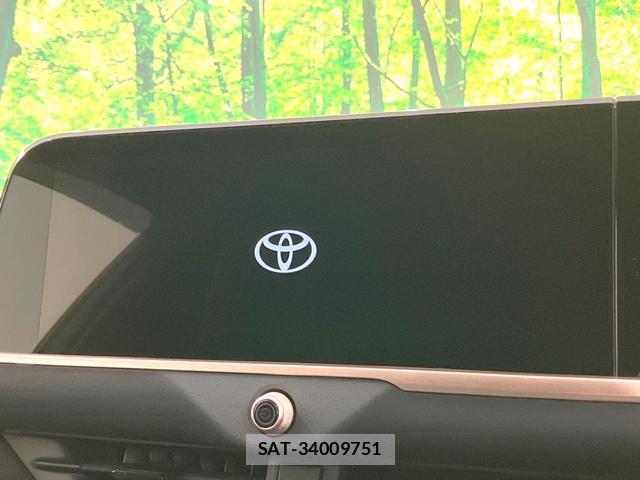 Toyota CROWN 2025-02 8853989-2