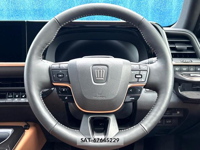 Toyota CROWN 2023-11 8854451-11