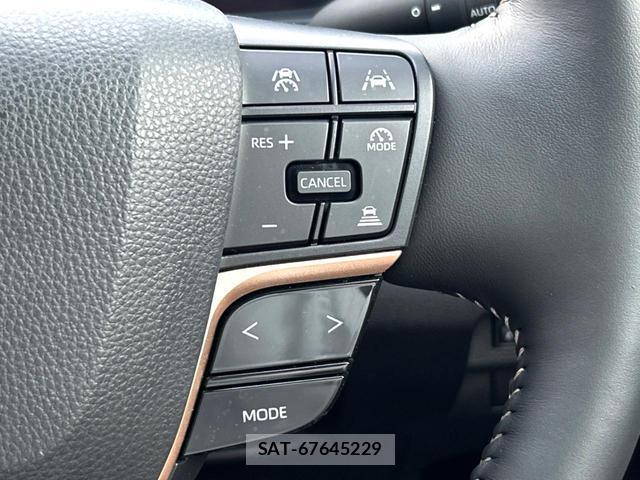 Toyota CROWN 2023-11 8854451-6