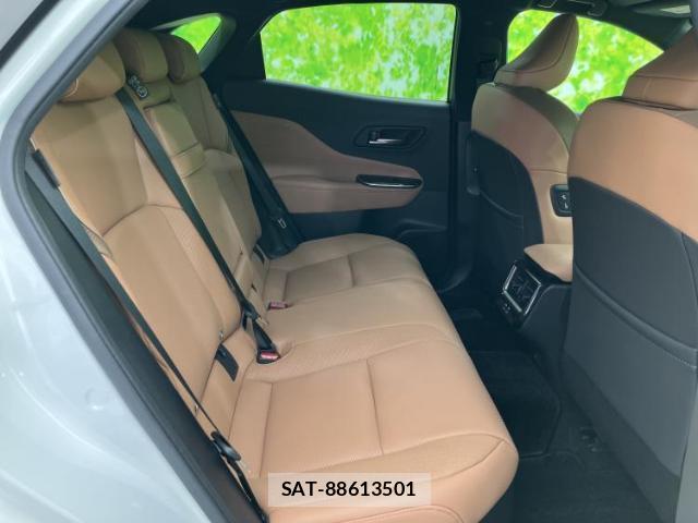Toyota CROWN 2024-03 8854774-4
