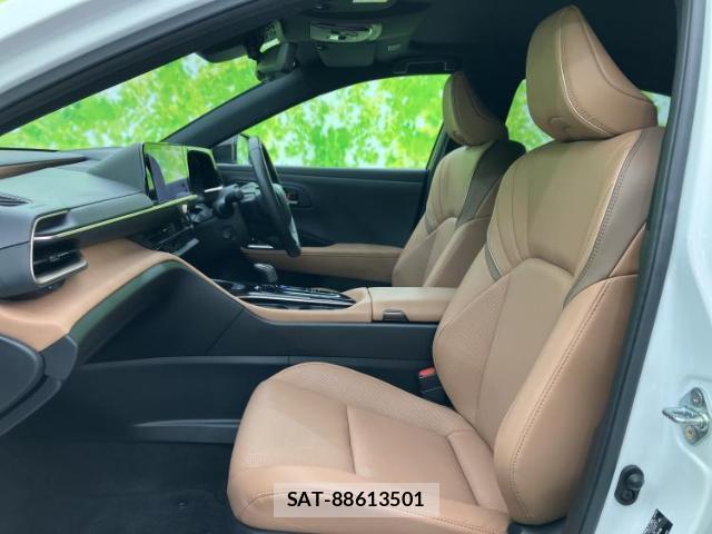 Toyota CROWN 2024-03 8854774-5