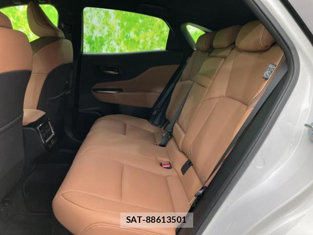 Toyota CROWN 2024-03 8854774-6