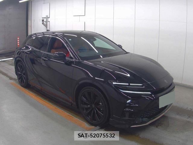 Toyota CROWN 2025-02 8855465-4