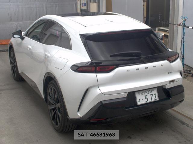 Toyota CROWN 2024-10 8855757-1