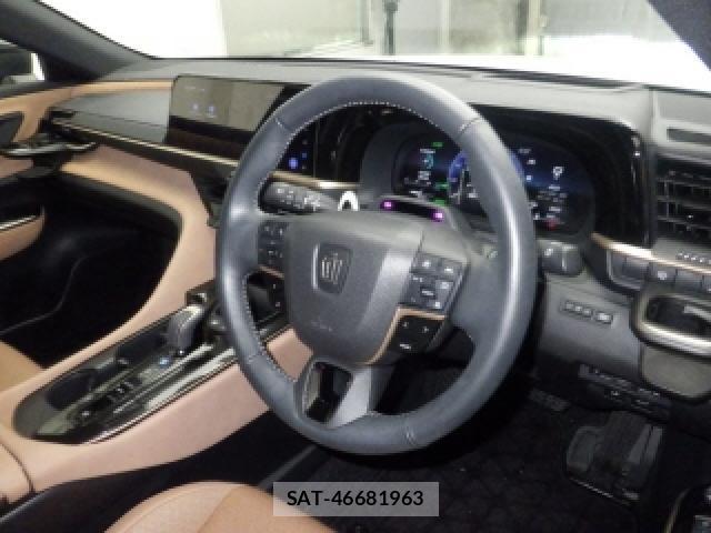 Toyota CROWN 2024-10 8855757-2
