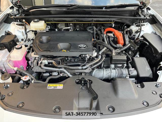 Toyota CROWN 2025-02 8856202-17