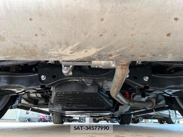 Toyota CROWN 2025-02 8856202-18
