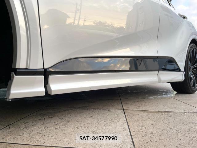 Toyota CROWN 2025-02 8856202-19