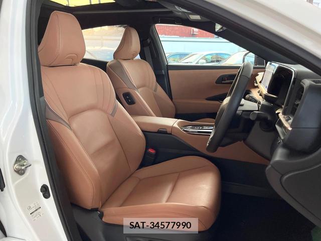 Toyota CROWN 2025-02 8856202-7