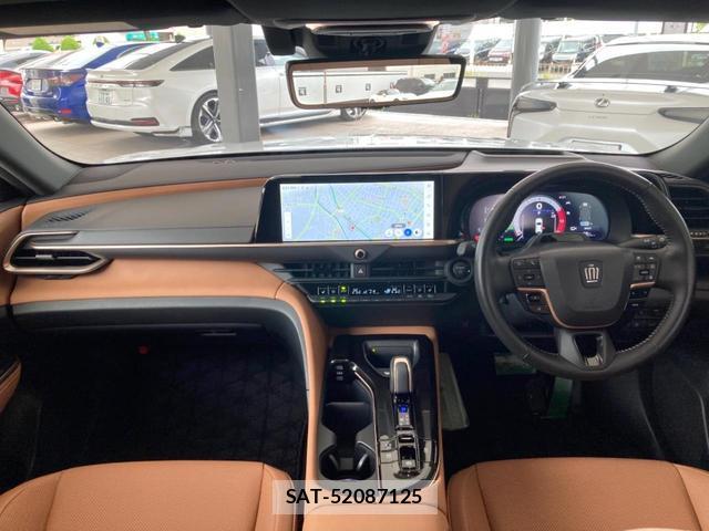 Toyota CROWN 2025-03 8856203-1