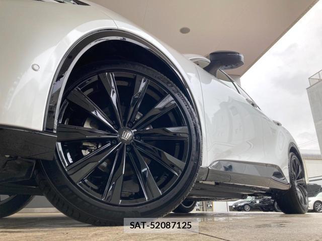 Toyota CROWN 2025-03 8856203-11