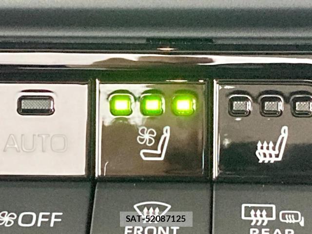Toyota CROWN 2025-03 8856203-6