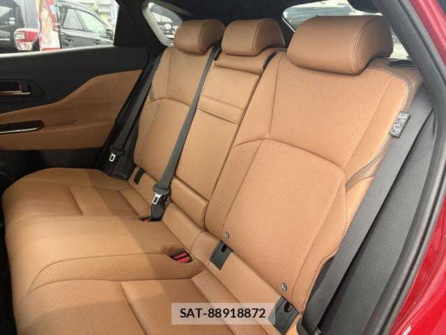 Toyota CROWN 2025-07 8856520-6