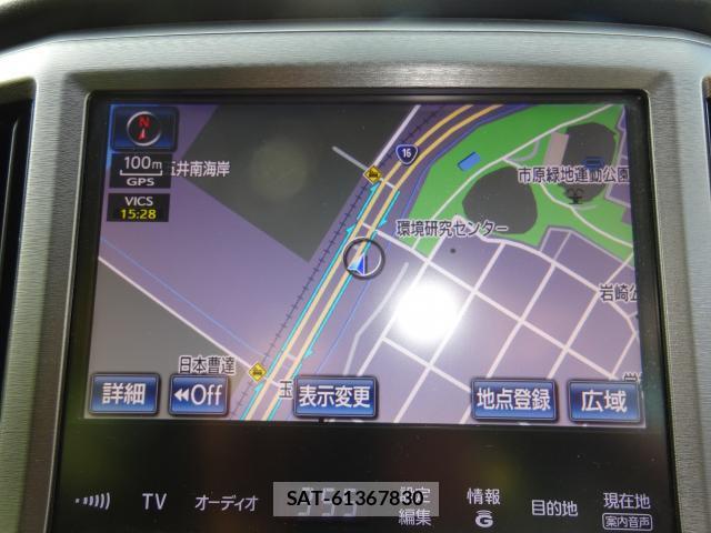 Toyota CROWN 2013-11 8853857-4