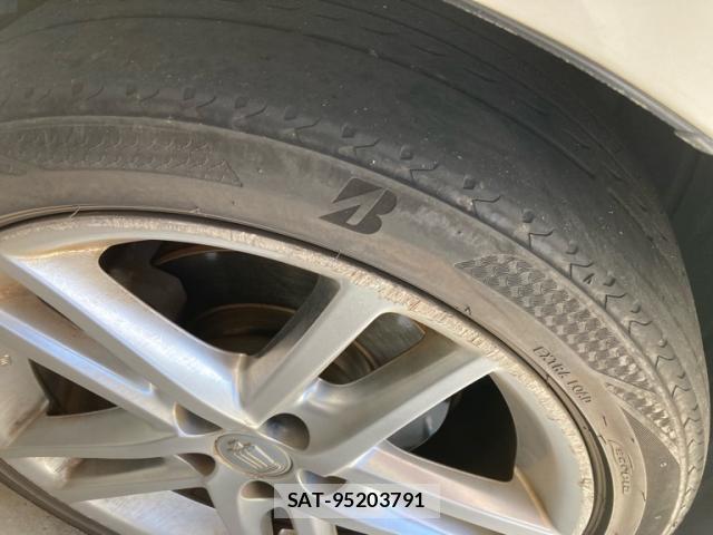 Toyota CROWN 2010-06 8853953-12