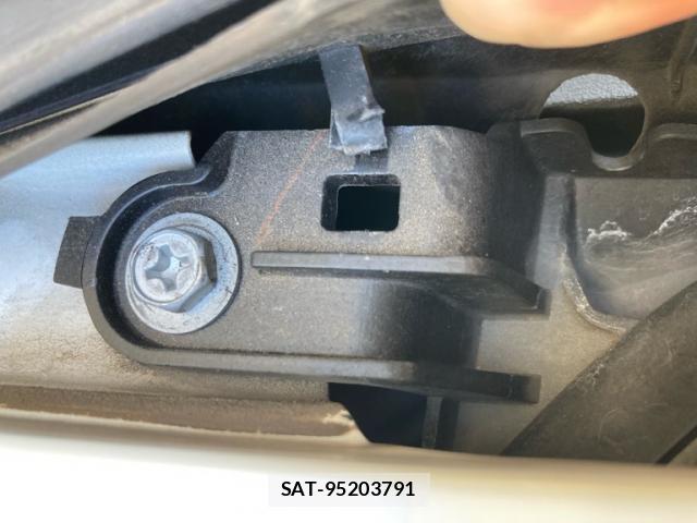 Toyota CROWN 2010-06 8853953-18