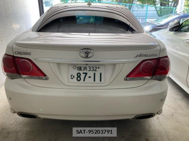 Toyota CROWN 2010-06 8853953-2