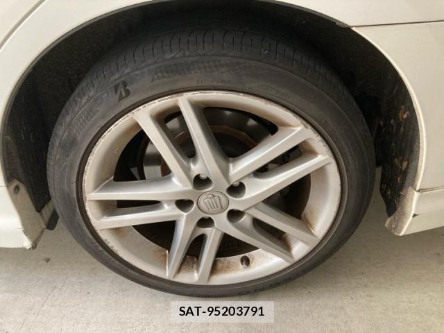 Toyota CROWN 2010-06 8853953-4