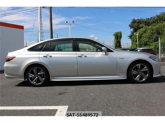 Toyota CROWN 2018-06 8854276-8