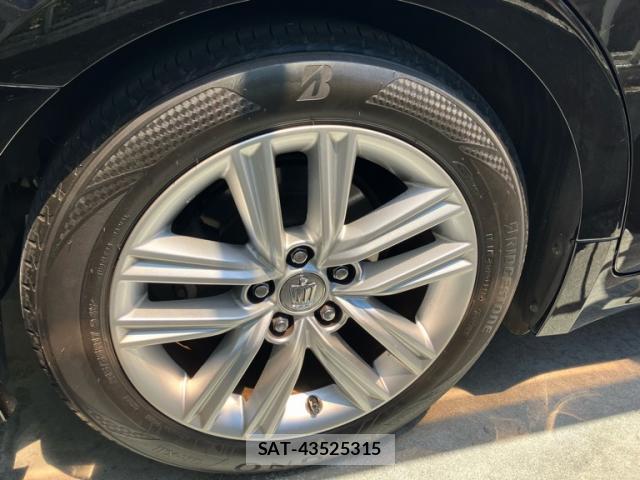 Toyota CROWN 2014-02 8854483-4
