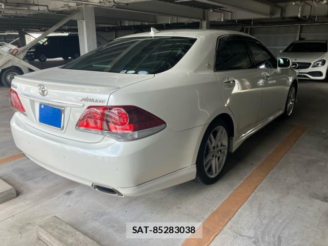 Toyota CROWN 2011-02 8854553-4