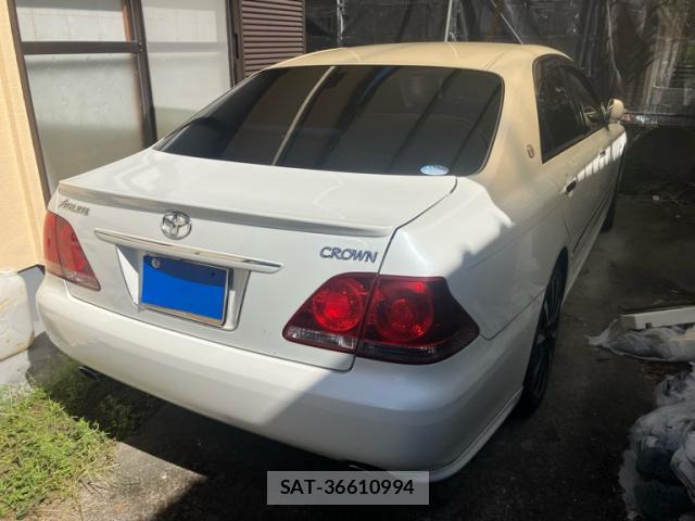 Toyota CROWN 2006-03 8856077-1