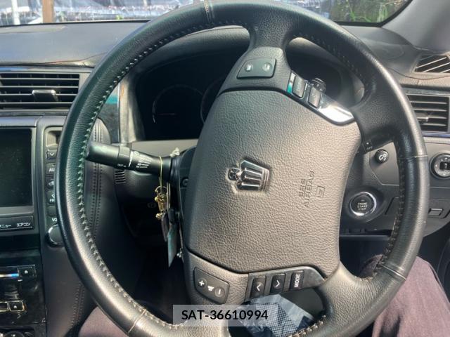 Toyota CROWN 2006-03 8856077-10