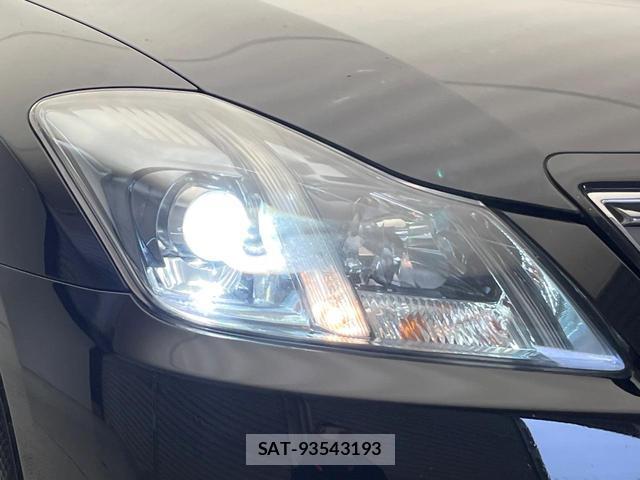 Toyota CROWN 2012-02 8856801-12