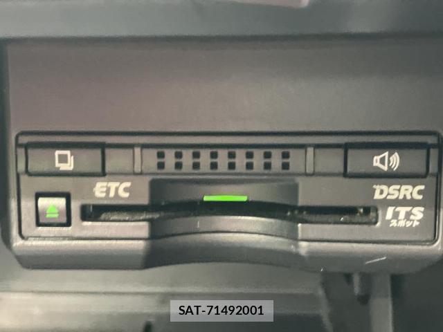 Lexus CT 2014-09 8856880-17