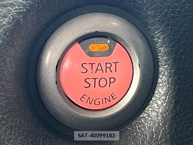 Nissan CUBE 2011-12 8856075-10