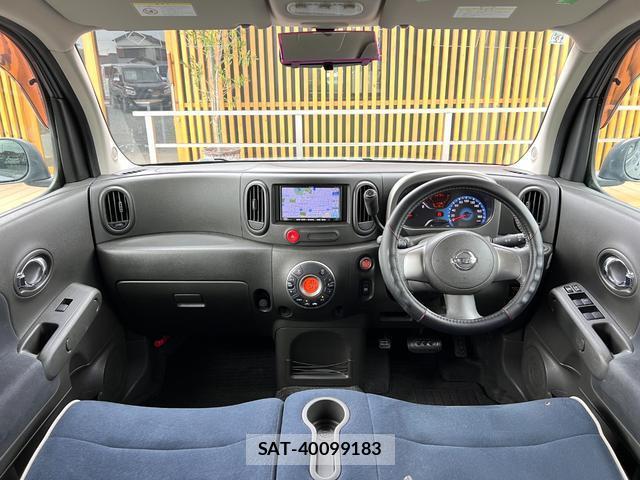 Nissan CUBE 2011-12 8856075-2