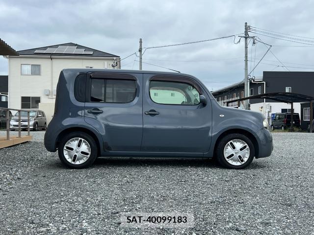 Nissan CUBE 2011-12 8856075-3