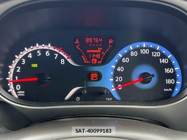 Nissan CUBE 2011-12 8856075-7