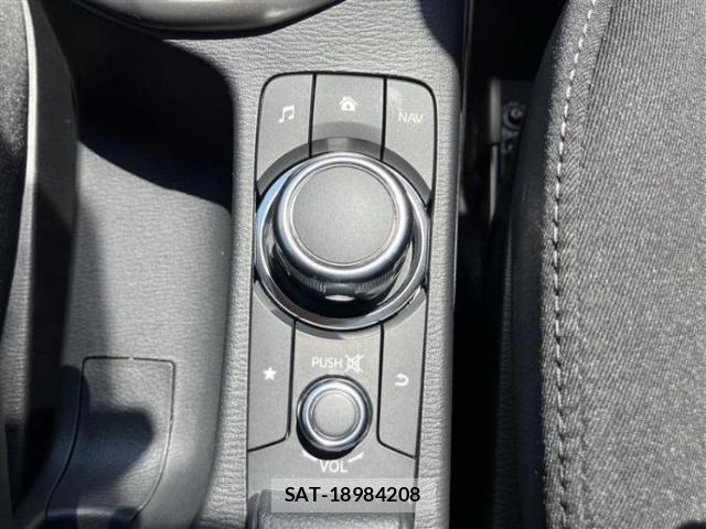 Mazda CX-3 2018-05 8854291-15