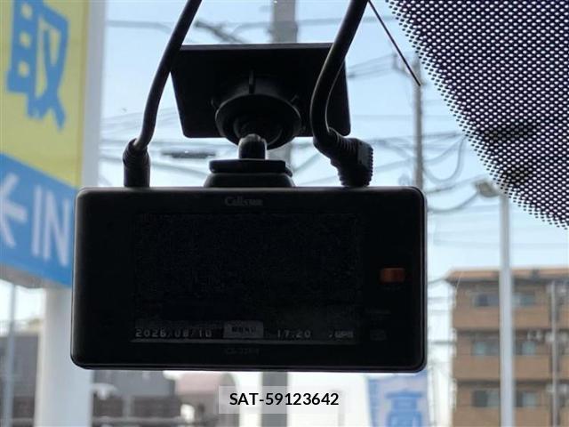 Mazda CX-3 2018-06 8854423-13