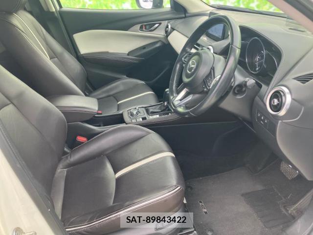 Mazda CX-3 2018-10 8856899-4