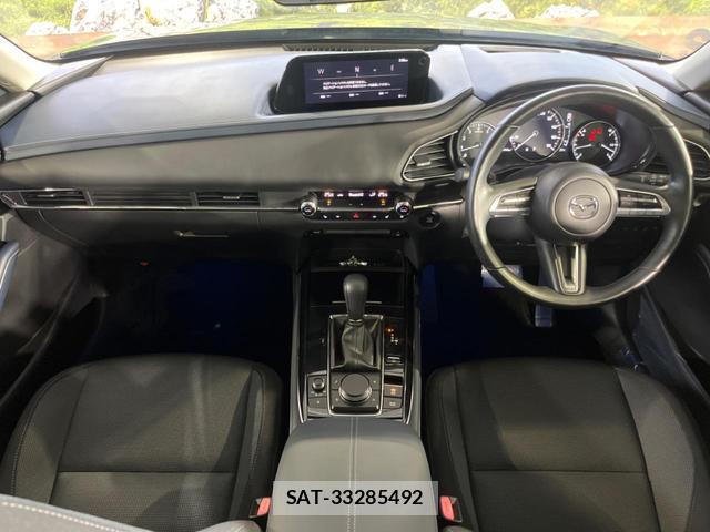 Mazda CX-30 2020-03 8854311-2