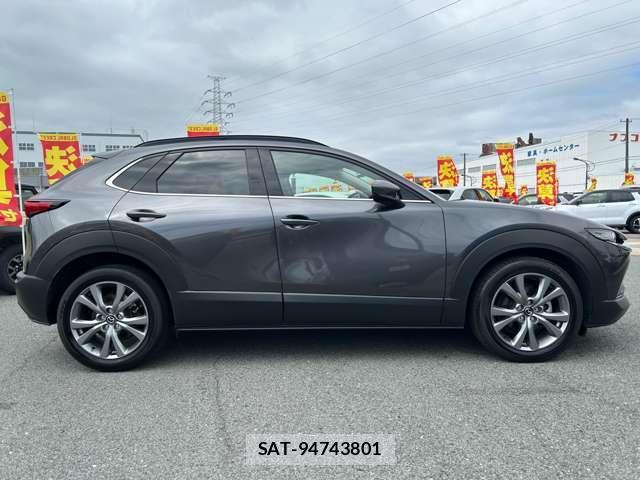 Mazda CX-30 2024-09 8854412-5