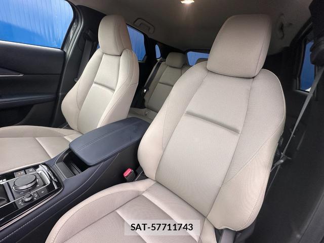 Mazda CX-30 2021-01 8854930-11
