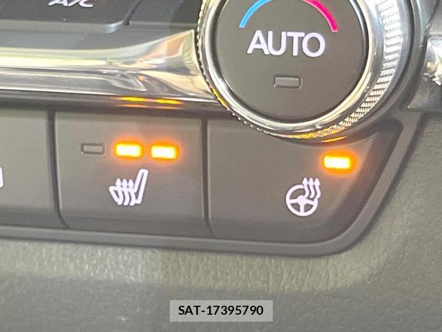 Mazda CX-30 2019-10 8855060-4