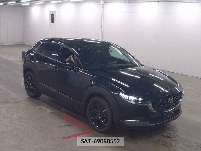 Mazda CX-30 2023-11 8856339-0