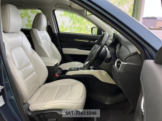 Mazda CX-5 2018-09 8854058-3