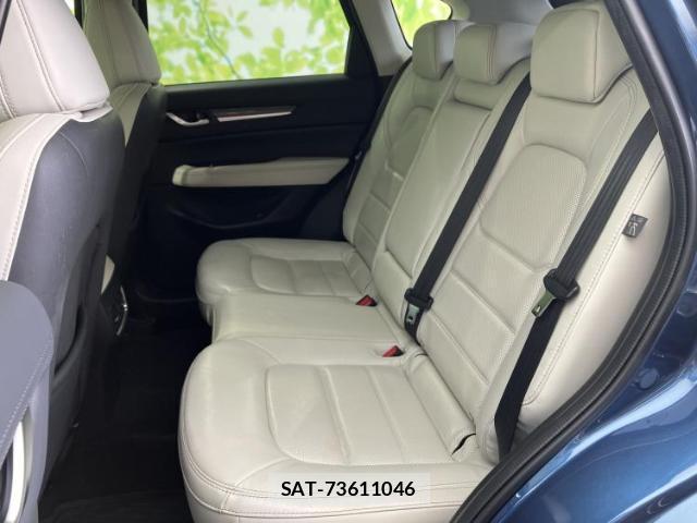 Mazda CX-5 2018-09 8854058-6