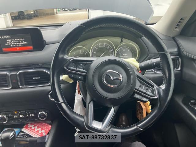 Mazda CX-5 2017-10 8854421-16