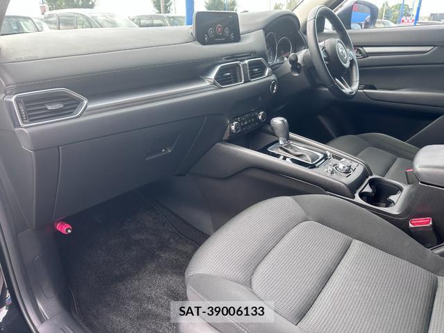 Mazda CX-5 2017-04 8854937-11