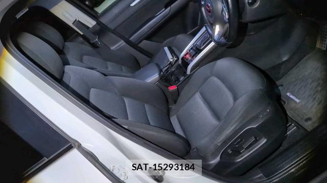 Mazda CX-5 2017-07 8855394-5